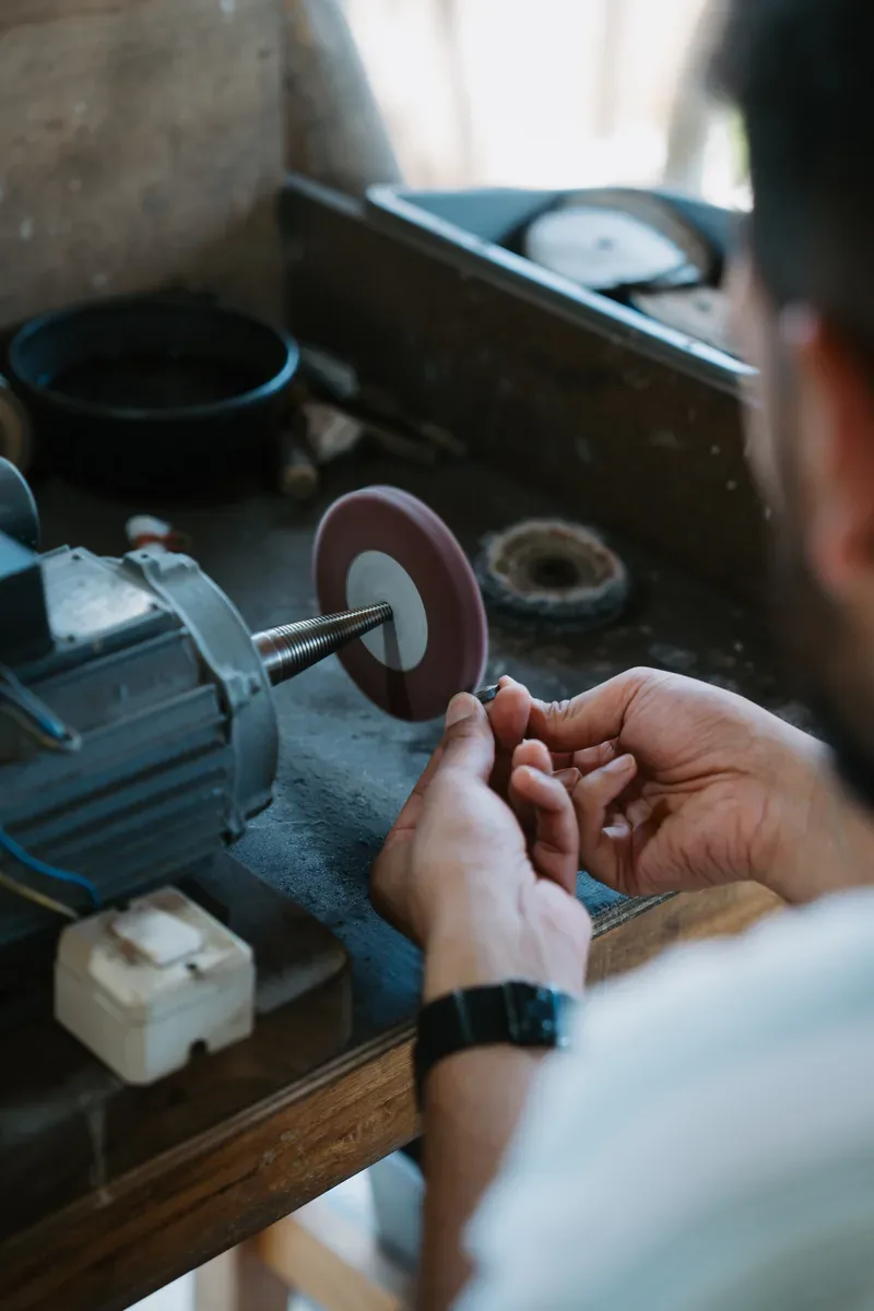 The final polish on the wheel